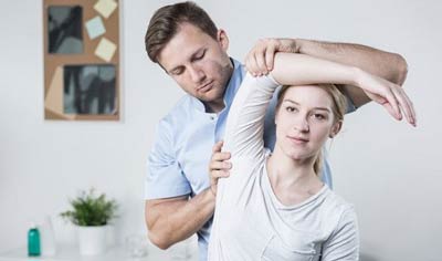 درد گردن و شانه چپ و راست؛ علت، علائم و درمان