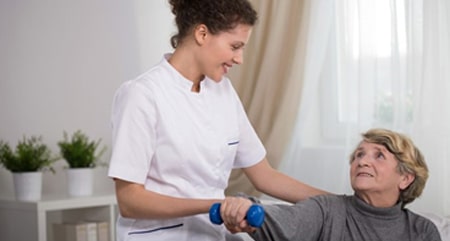 چگونه آرتریت روماتوئید مرتبط با شانه درمان می&zwnj;شود؟