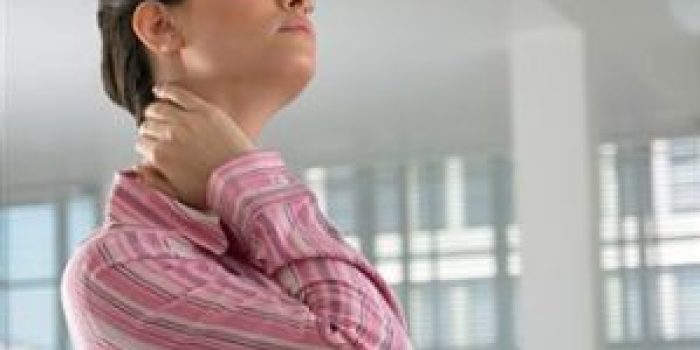 رگ به رگ شدن گردن از علل مهم گردن درد است