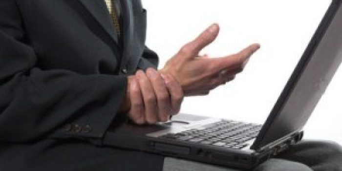 ضعف دست ها, علت ضعف دست ها