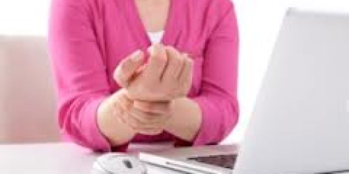 مچ دست, آرتروز یا ساییدگی مچ دست , علت آرتروز مچ دست