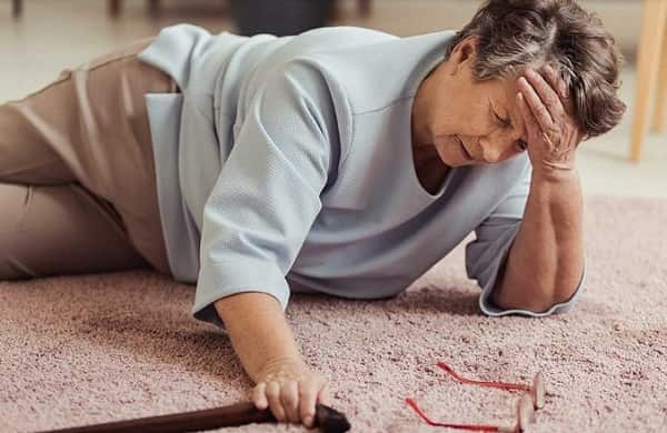 چرا شکستگی لگن در سالمندان خطرناک است